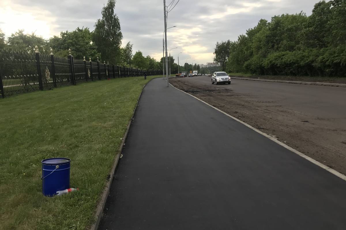 Реконструция тротуаров на юге Москвы